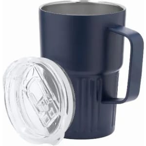 A drink bottle in navy blue with a transparent lid, featuring a handle for easy grip.