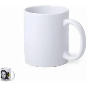 A drink mug in a plain white colour with a smooth surface and a handle. It has a branding logo.