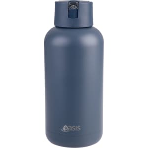 A drink bottle in dark blue with a sleek design and a flip-top lid, featuring a logo at the base.