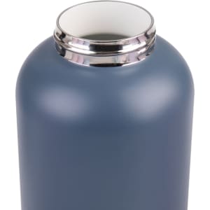A drink bottle in matte grey with a shiny silver rim and an insulated opening. It features a logo.