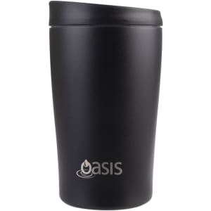 A drink bottle in matte black finish, featuring a lid and an engraved logo.
