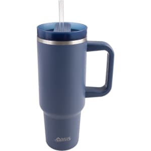 A drink bottle in navy blue with a handle and a straw, featuring a durable design and logo.
