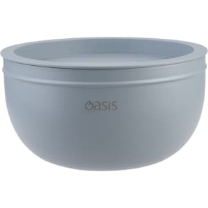 A double wall salad bowl in light grey, featuring a lid and an Oasis logo.
