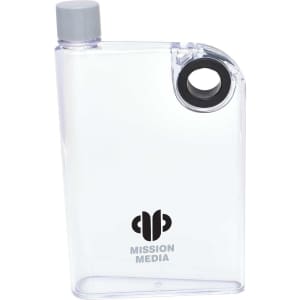 A drink bottle in transparent plastic with a grey cap and a logo on the front.