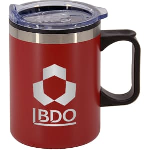 A travel mug featuring a red body, transparent lid, and a black handle, branded with a logo.