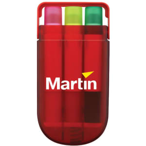 A red highlighter set containing three gel highlighters in pink, green, and yellow, enclosed in a plastic case with a logo.