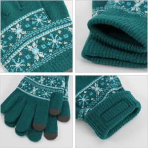 Kids' jacquard gloves in teal with patterned detailing in blue and white, featuring a snug fit and a logo.