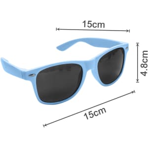 Light blue RPET sunglasses with dark lenses, featuring measurements of 15cm in width and 4.8cm in height.