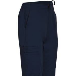 Men's solid colour scrub pants in navy, featuring pockets and an adjustable waistband. Includes a branding logo.