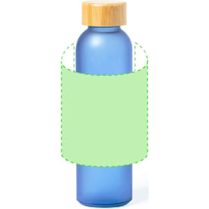 A drink bottle with a bamboo lid, featuring a blue body and a blank green label area.