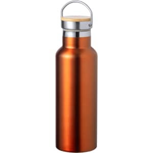 A drink bottle in a shiny copper finish with a metal lid and wooden top handle, featuring a logo.