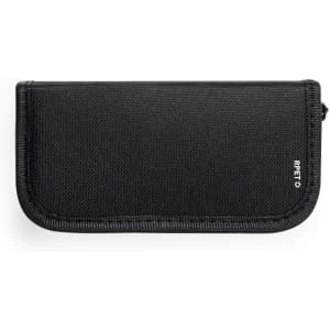 Aeron Shoe Cleaning Set in a compact black case, featuring a zipper and minimalistic design.