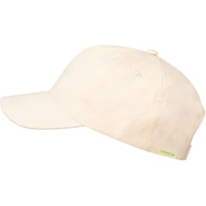 A cream-coloured cap with a curved brim, featuring a small logo on the side.