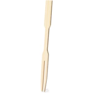 A bamboo chopstick from the Reng Chopstick Set, featuring a light natural colour and a simple design.