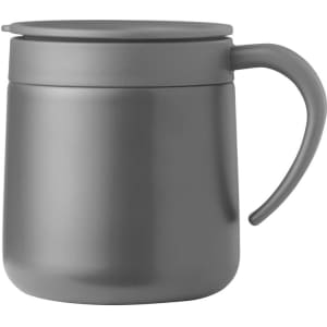 A drink mug in matte grey with a handle and a lid, featuring a simple design and a logo.