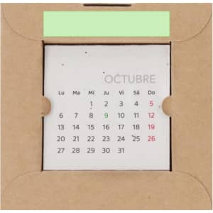A desk calendar with a simple design in white and green, featuring the month of October and showing dates in Spanish.