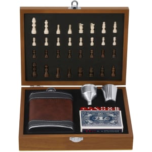 A drink set including a brown hip flask, two metallic cups, dice, and a deck of cards, all housed in a wooden box.