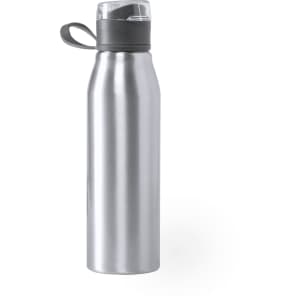 A drink bottle in stainless steel with a grey lid and a built-in handle. It features a logo on the front.