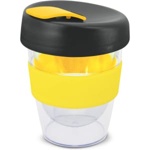 A drink bottle featuring a transparent body, black lid, and yellow band. It includes a cap with a stirrer.