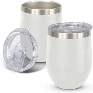 A drink bottle featuring a powder-coated white finish and stainless steel trim, with a clear lid and two cups displayed.