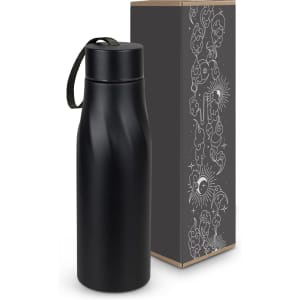 A drink bottle in matte black with a curved design, accompanied by a decorative box featuring a pattern.