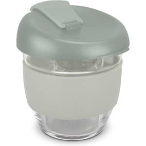 A drink bottle featuring a transparent borosilicate body with a grey silicone sleeve and a light grey lid.