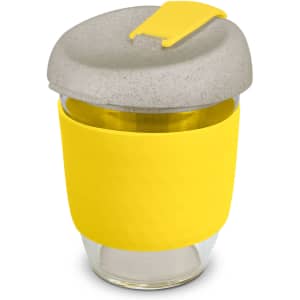 A drink bottle featuring a grey lid and a bright yellow silicone sleeve, showcasing a transparent glass body.