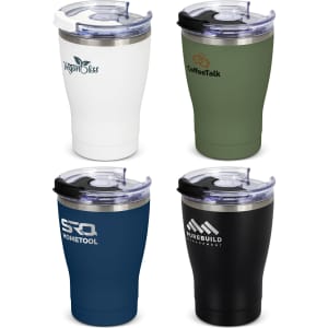 A drink bottle set featuring four insulated cups in white, olive green, navy blue, and black with transparent lids and logos.