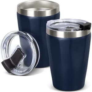 A drink bottle in navy blue with a stainless steel rim and a transparent lid, featuring a logo.