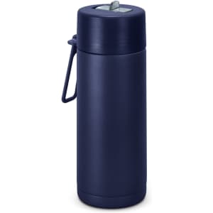 A drink bottle in navy blue with a sturdy design and a lid featuring a spout, plus a handle for easy carrying.