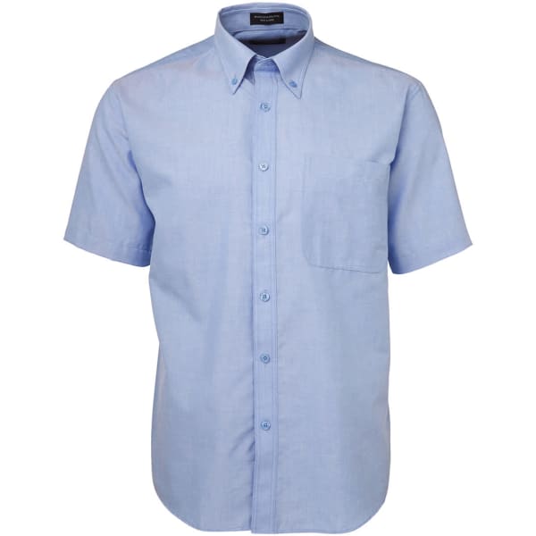 Light blue short-sleeved Oxford shirt with a front pocket and a logo on the collar.