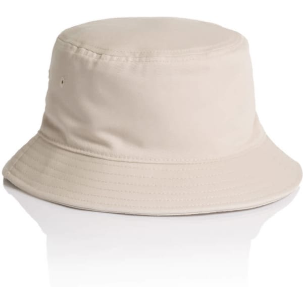 A beige bucket hat with a wide brim and a simple design. It features a label on the side.