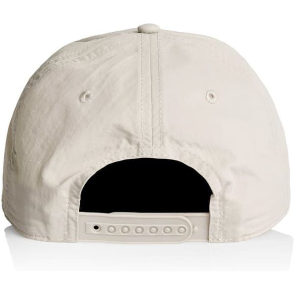 A white nylon cap featuring an adjustable strap at the back and a discreet logo.