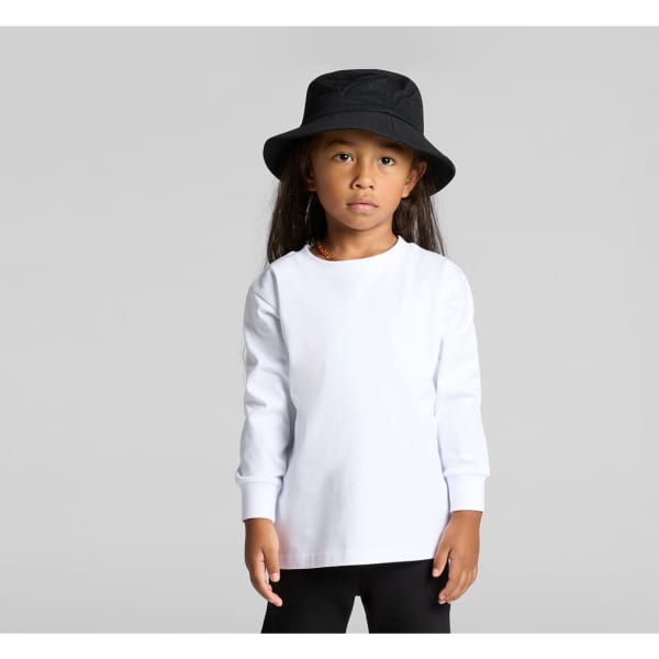 A long-sleeved white T-shirt for kids, paired with a black bucket hat. The shirt has a simple design and logo.