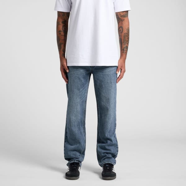 Straight jeans in a light blue wash, featuring a relaxed fit and subtle branding on the waistband.