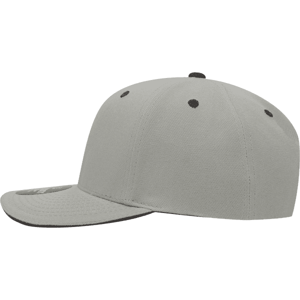 A mid-profile structured sandwich bill cap in light grey with a black visor and black button accents.