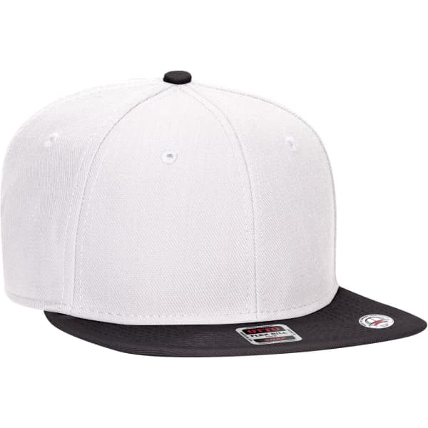 A snapback cap with a white crown and a black brim, featuring an underside in grey. Includes a logo on the side.