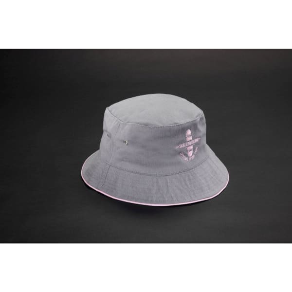 A grey bucket hat featuring a logo and a pink accent on the brim.
