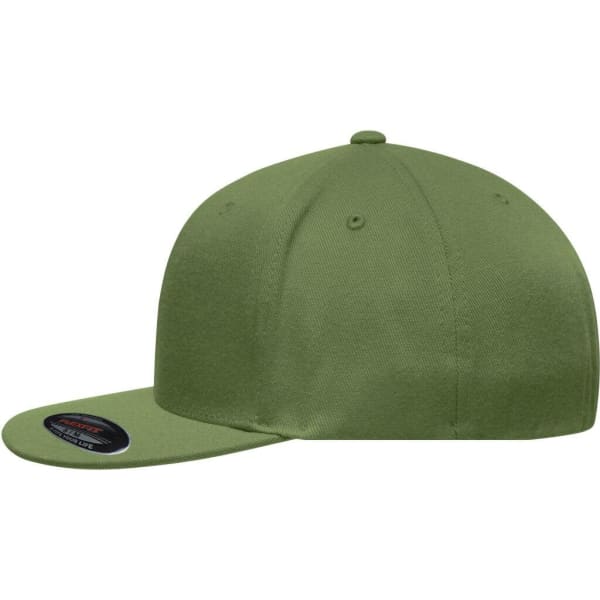 A green Flexfit® Flat Peak Cap featuring a flat brim and a logo on the side.