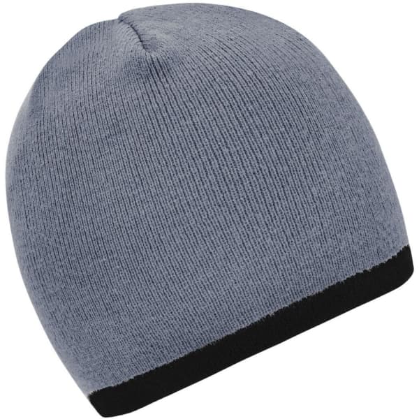 A beanie in grey with a black contrast edge, featuring a knitted texture and a rounded crown. Includes a logo.