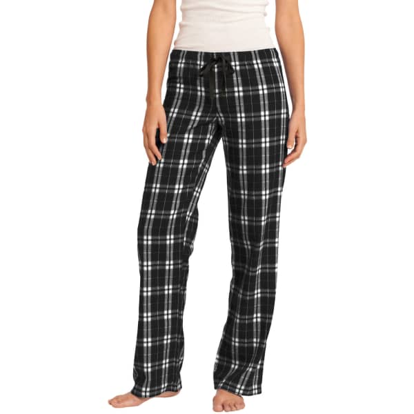 District Women’s Flannel Plaid Pant