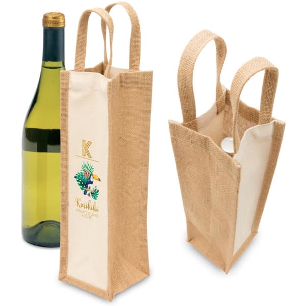 A drink bottle is beside a natural jute wine bag with white accents and a logo. The bag has two handles.