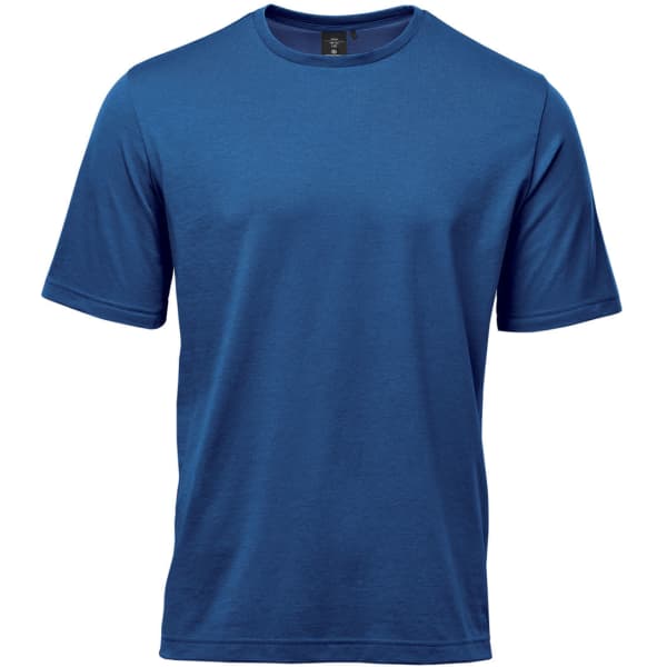 A short-sleeve t-shirt in black with a relaxed fit. The shirt features a logo on the label.