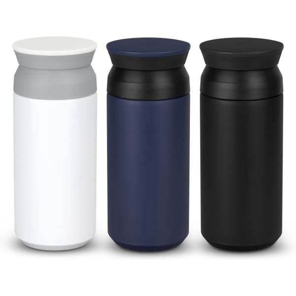 A drink bottle set featuring three vacuum cups in white, navy, and black, each with a matching lid.
