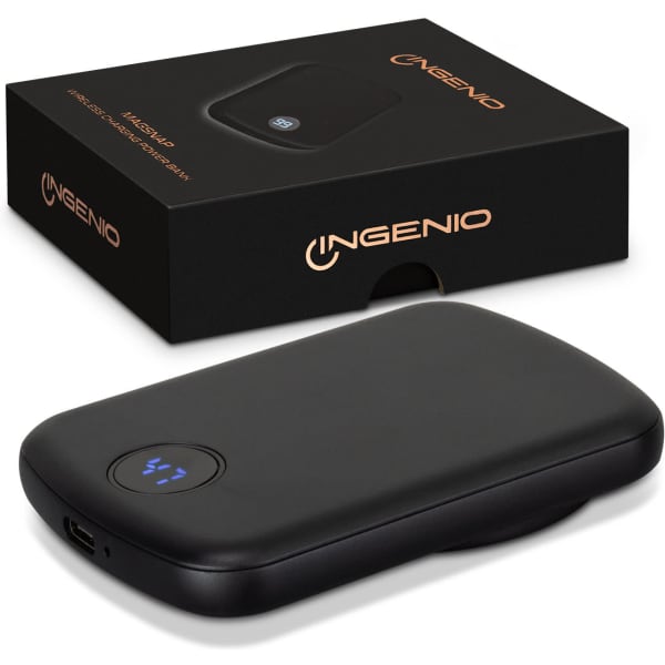 A black wireless charging power bank with a sleek design, accompanied by a matching box featuring a logo.
