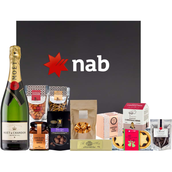 A Very Moet Christmas Hamper
