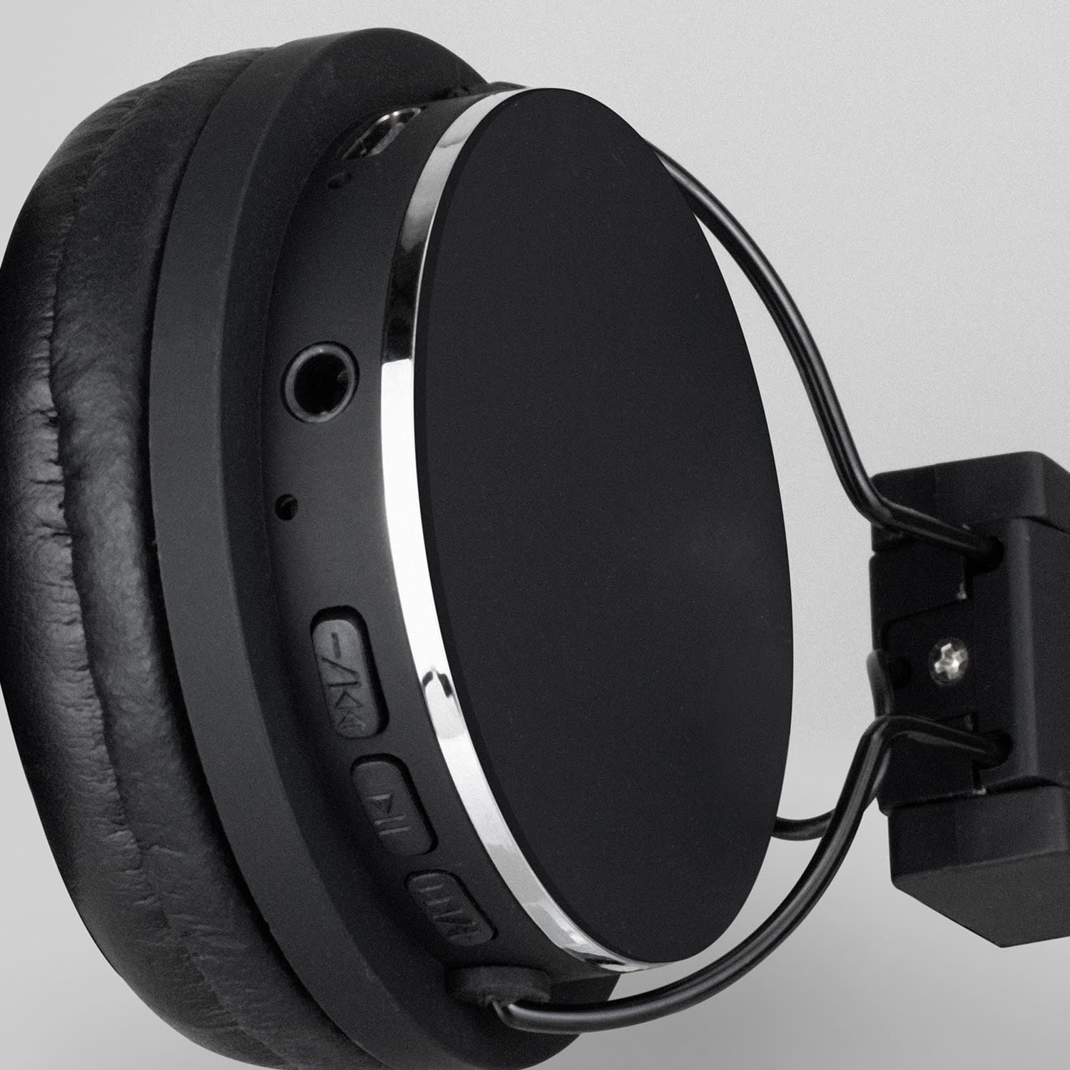 Opus Bluetooth Headphones - image 3