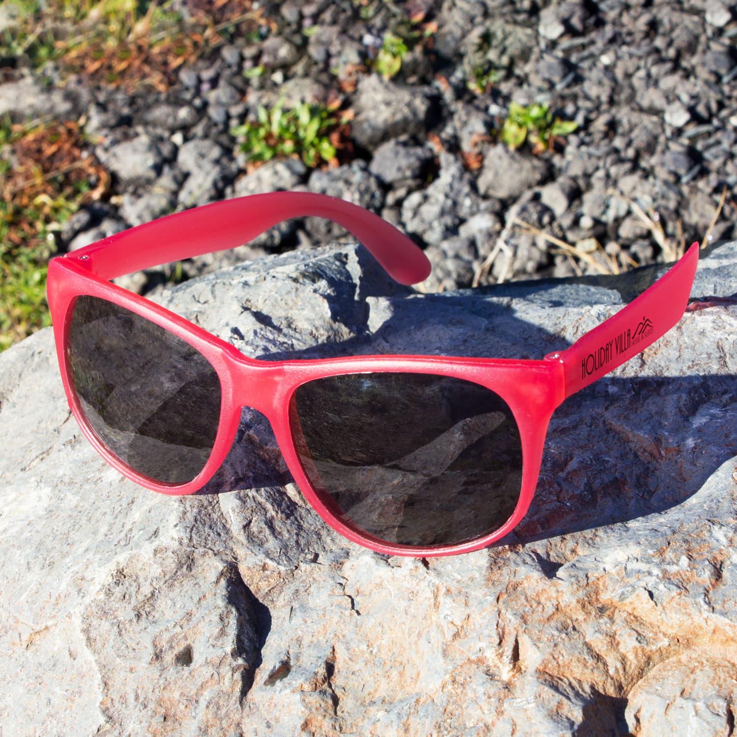Malibu Basic Sunglasses - Mood - image 7