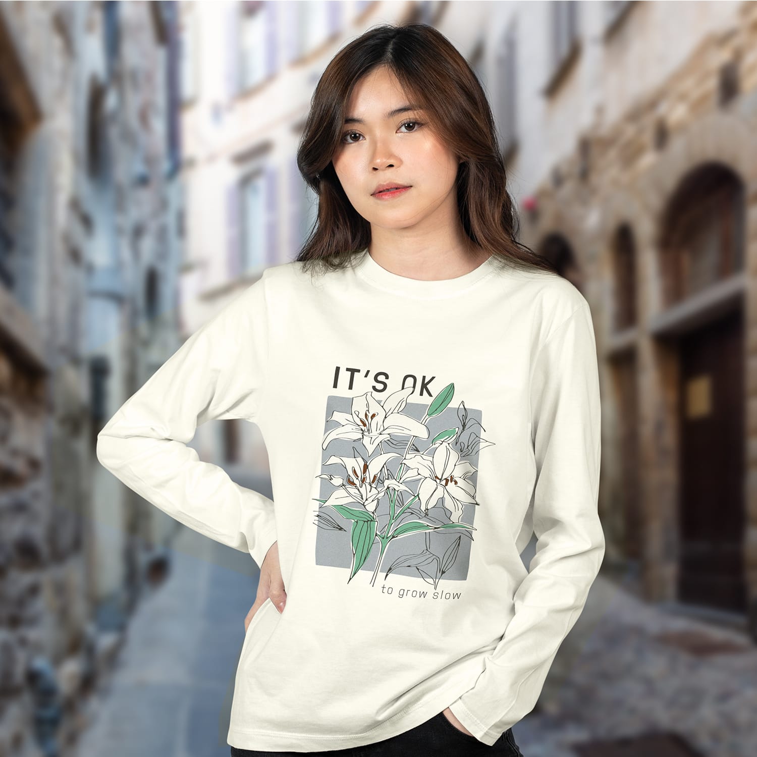 TRENDSWEAR Harlow Women's Long Sleeve Crew - 122459 Image