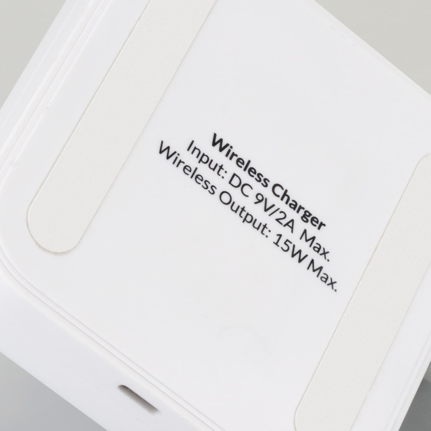 Flex Wireless Fast Charging Stand - 124858 Image 